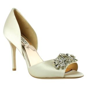 Badgley Mischka Giana Ivory Satin Open Toe Pumps